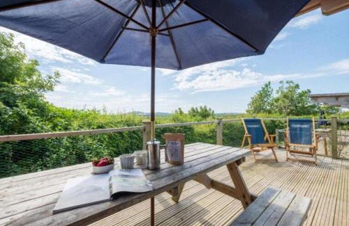 Yarmouth Ski Chalet | Wood Cabin 2 At Tapnell Farm