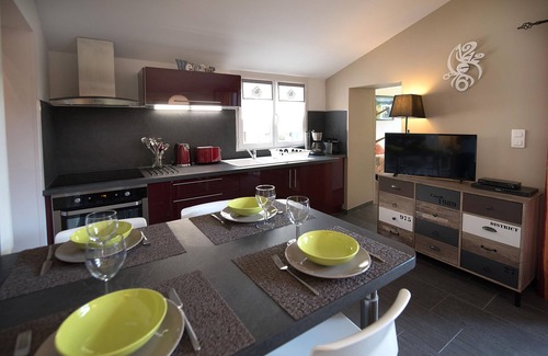 La Teste-de-Buch Ski Chalet | Wood chalet with garden 3 miles away from the Pyla dune and Arcachon
