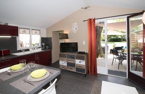 La Teste-de-Buch Ski Chalet | Wood chalet with garden 3 miles away from the Pyla dune and Arcachon
