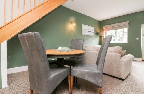 Lynton House | Wood Cottage