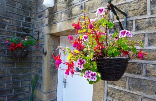 Ainley Top House | Wood End Cottage