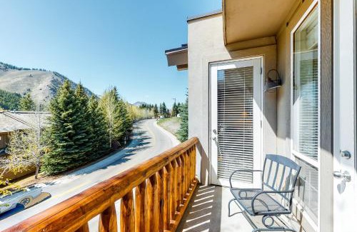 Ketchum Apartment | Wood River Condo