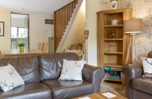 Backbarrow House | Wood-Side Cottage