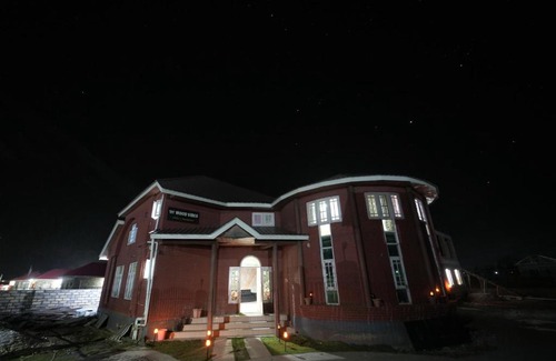 Gulmarg Hotel | Wood Vibes