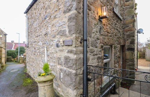 Matlock Cottage | Woodbine Cottage