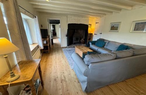 Limestone Brae House | Woodbine Cottage