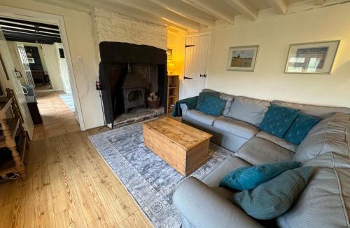Limestone Brae House | Woodbine Cottage