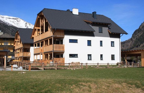 Mauterndorf Ski Chalet | Wooden chalet in Mauterndorf near Cross Country Meadows