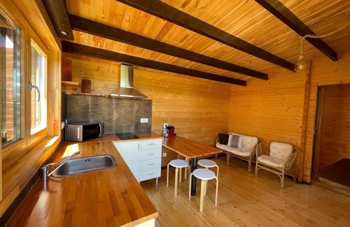 Peniche de Cima Cabin | Wooden house with private garden