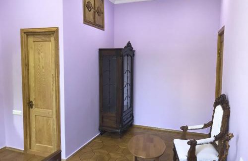 Kutaisi Hotel | Wooden Museum