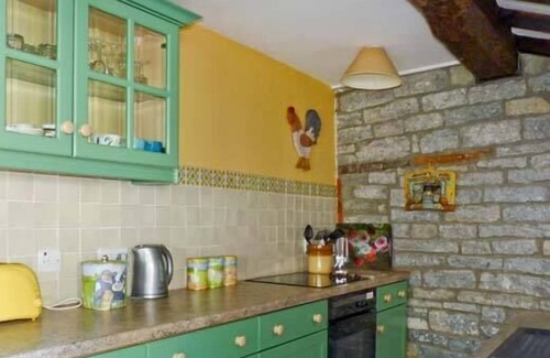 Babcary Cottage | WOODFORDE COTTAGE, pet friendly, character holiday cottage in Babcary