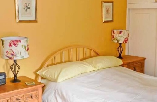 Babcary Cottage | WOODFORDE COTTAGE, pet friendly, character holiday cottage in Babcary