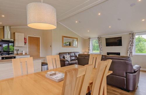 Woodhall Spa Resort | Woodhall Country Park Lodges