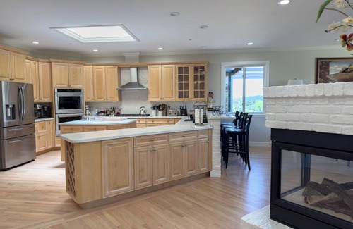 Cloverdale House | Woodhawk Manor of Alexander Valley