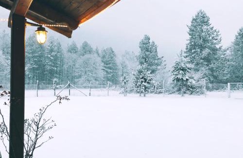 Veroia Ski Chalet | Woodhouse Xirolivado