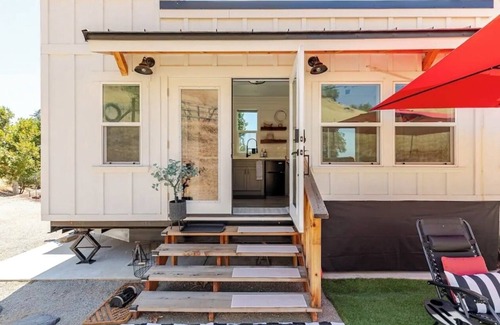 Woodlake House | Woodlake Tiny Housen❤️ Charming, Cozy, & Quiet
