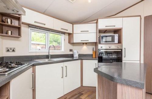 Fort Augustus Resort | Woodland 15 Hot tub lodge