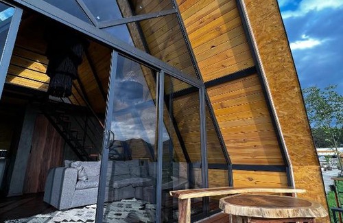 Jilotzingo Cabin | Woodland Cabins