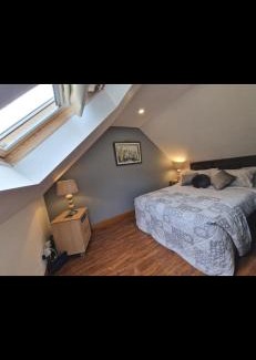 Londonderry Apartment | Woodland lodge, apartment