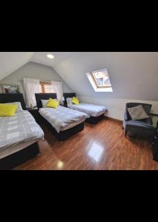 Londonderry Apartment | Woodland lodge, apartment