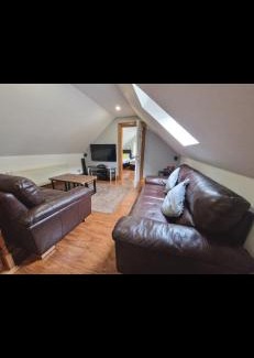 Londonderry Apartment | Woodland lodge, apartment