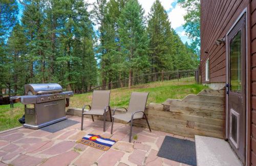 Woodland Park House | Woodland Park Chalet with Deck, Grill and Mtn Views!