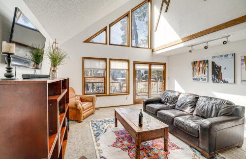 Woodland Park House | Woodland Park Chalet with Deck, Grill and Mtn Views!