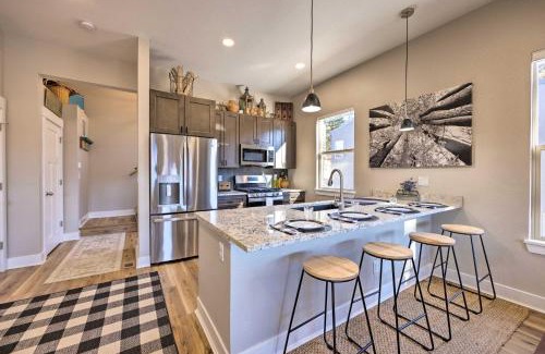 Woodland Park House | Woodland Park Escape Licensed, Hot Tub, Mtn Views