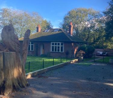 Hopton House | Woodland Retreat, Market Lane, Blundeston, Lowestoft