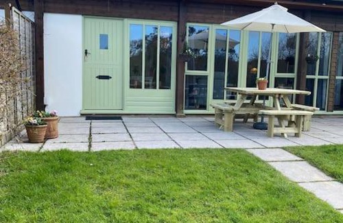 Hele House | Woodland View at Hewish Mill