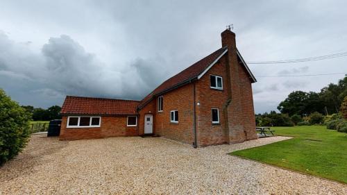 North Duffield House | Woodlands Cottage