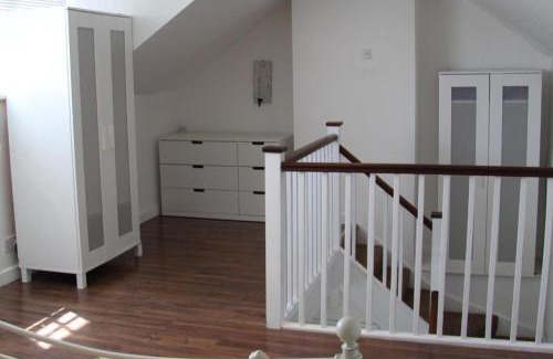 Gerrards Cross House | Woodlands Cozy Cottage in Gerrards Cross Sleeps 2
