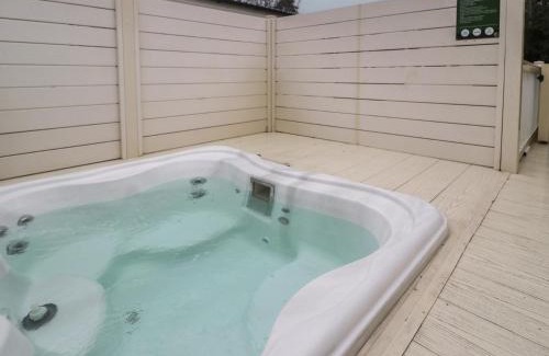 Ruthin House | Woodlands Gold WO 41