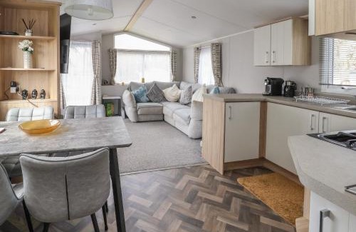 Ruthin House | Woodlands Lodge