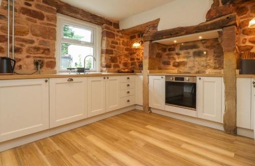 Morecambe House | Woodman Cottage