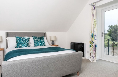 Chippenham Cottage | Woodmans Cottage @ Nables Farm, UPPER SEAGRY