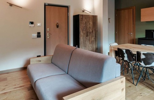 Temu Apartment | Woodpecker's Chalet - Studio Apartment, Sleeps 3