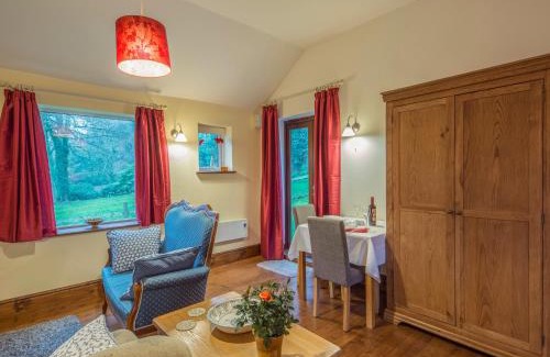 Church Stretton House | Woodpeckers Cottage
