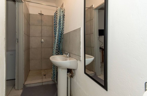 Hazyview House | Woodpeckers Guest House
