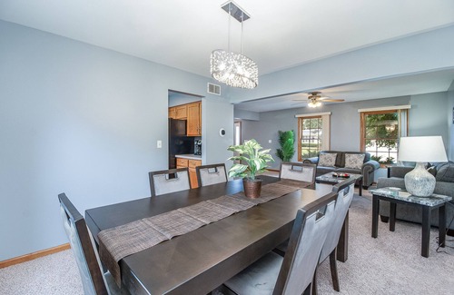 Woodridge House | Woodridge Rental