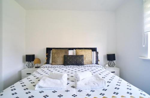 Coatbridge Apartment | Woodside Apartment