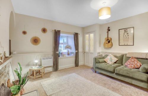 Hallington House | Woodside Cottage - North East Escapes