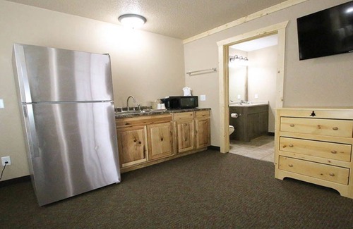 Wisconsin Dells Hotel | Woodside Dells Hotel & Suites