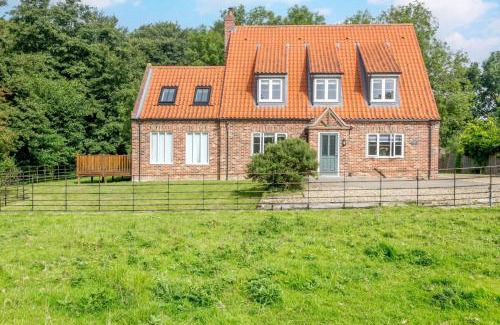 Aldborough House | Woodside