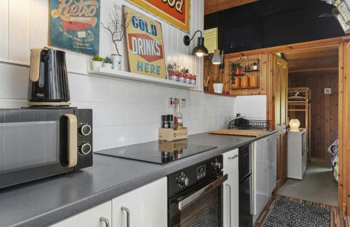 Cenarth House | Woodside Lodge Cenarth