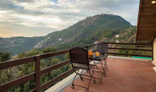 Shimla Resort | Woodsmoke Retreat