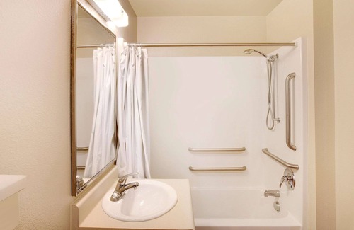 Lobdell/Woodale Hotel | WoodSpring Suites Baton Rouge Airline Highway