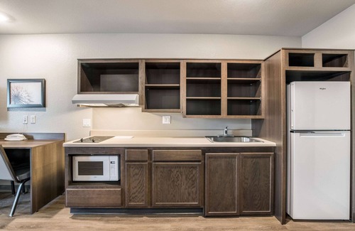Colton Hotel | WoodSpring Suites Colton