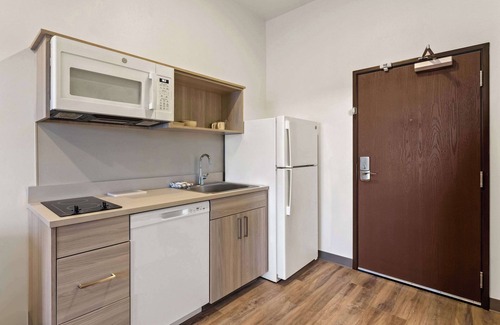 Palmer Hotel | Woodspring Suites Easton Nazareth