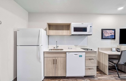 Fort Myers Hotel | Woodspring Suites Fort Myers - Cape Coral